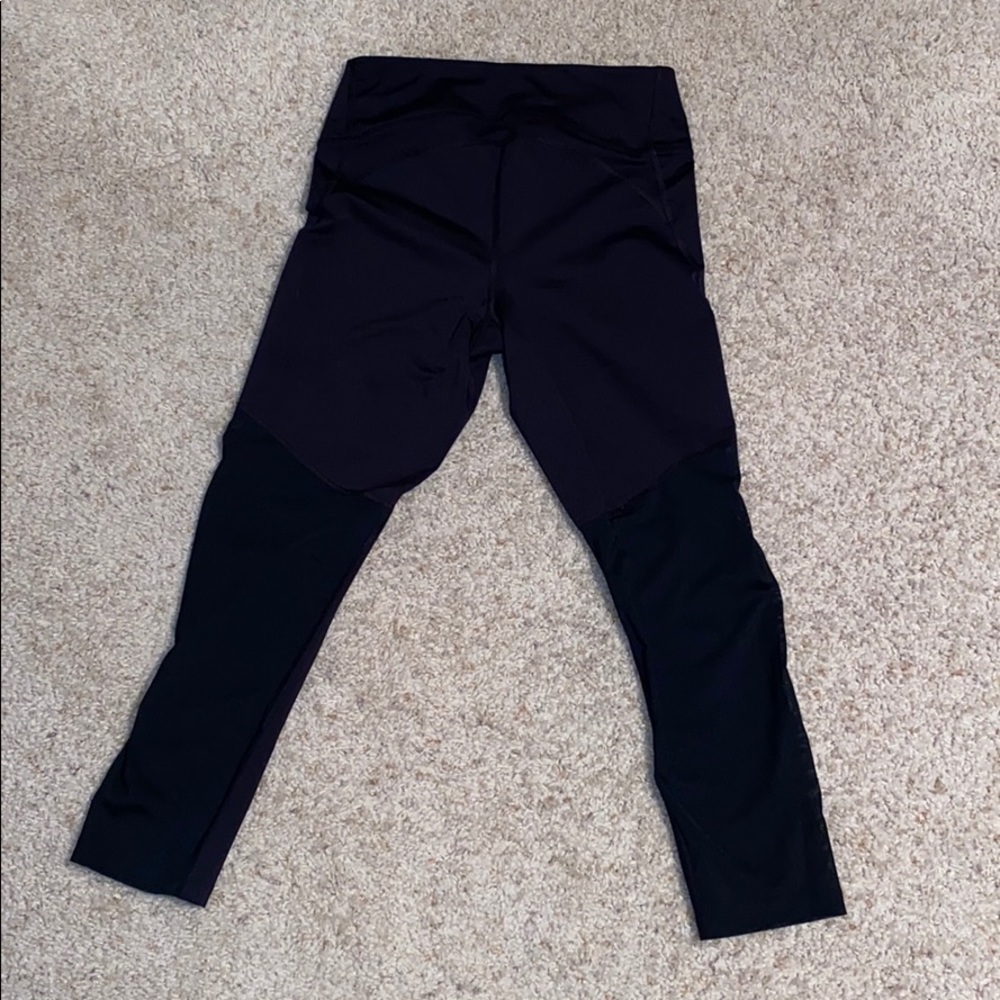 Nike Yoga Pants - Picture 6 of 7